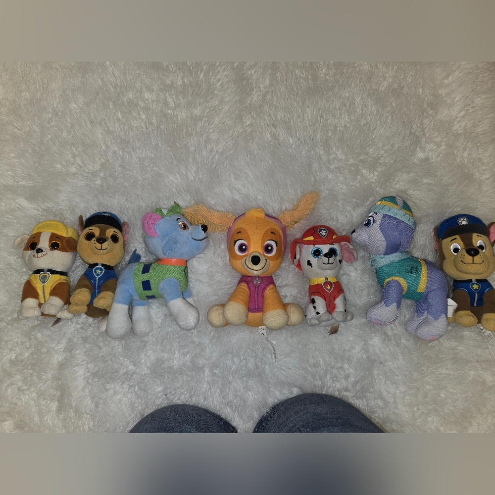 Colorful Stuffed Animal Set for Kids